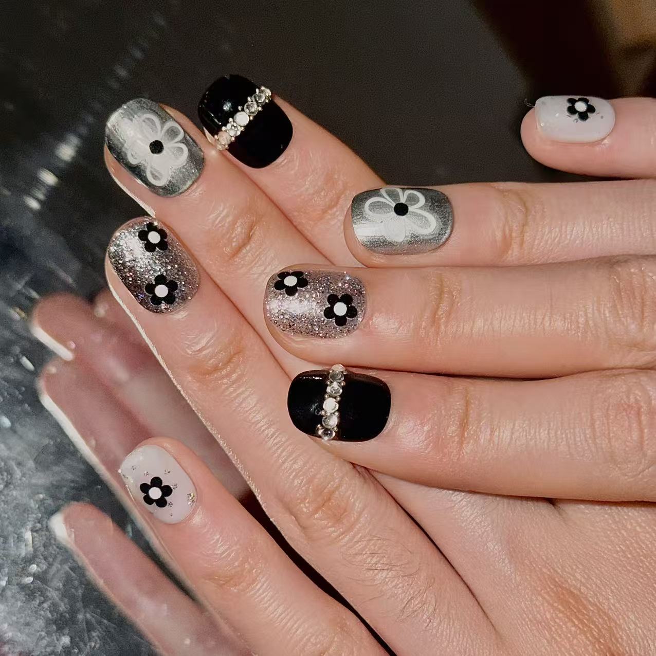 Galaxy Fireworks Short Fake Nails - Black White Glitter Rhinestones