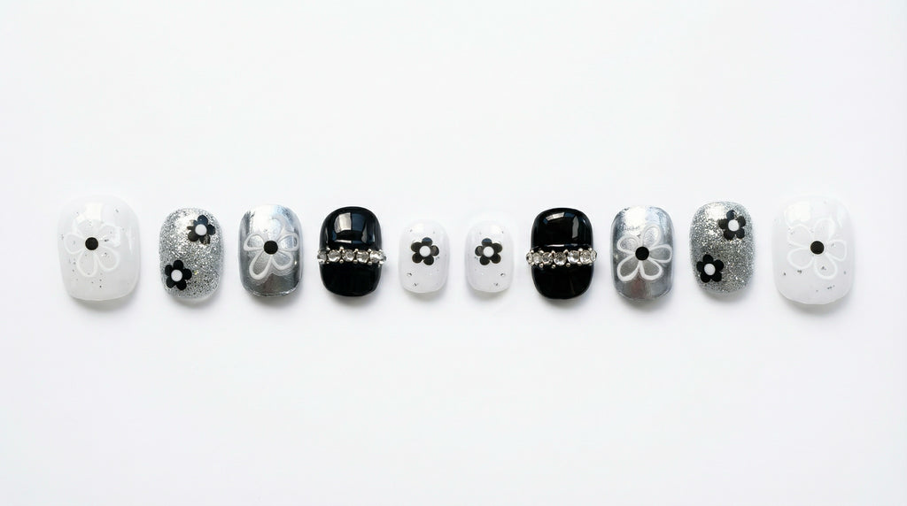 Galaxy Fireworks Short Fake Nails - Black White Glitter Rhinestones